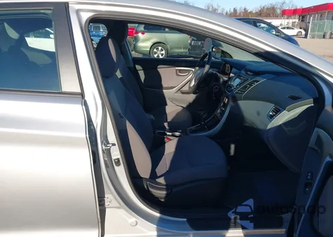 2016 Hyundai Elantra Se из США, поврежденный, VIN 5NPDH4AE5GH765214